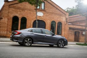 Honda Civic EX Sedan 2016 года  (LA)